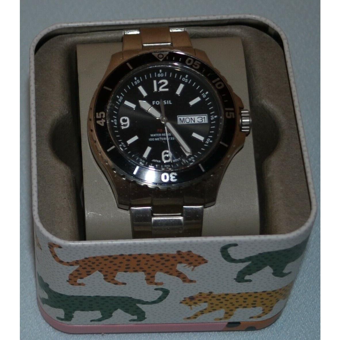 Fossil FS5687 Men`s FB-02 Stainless Steel Bracelet Watch