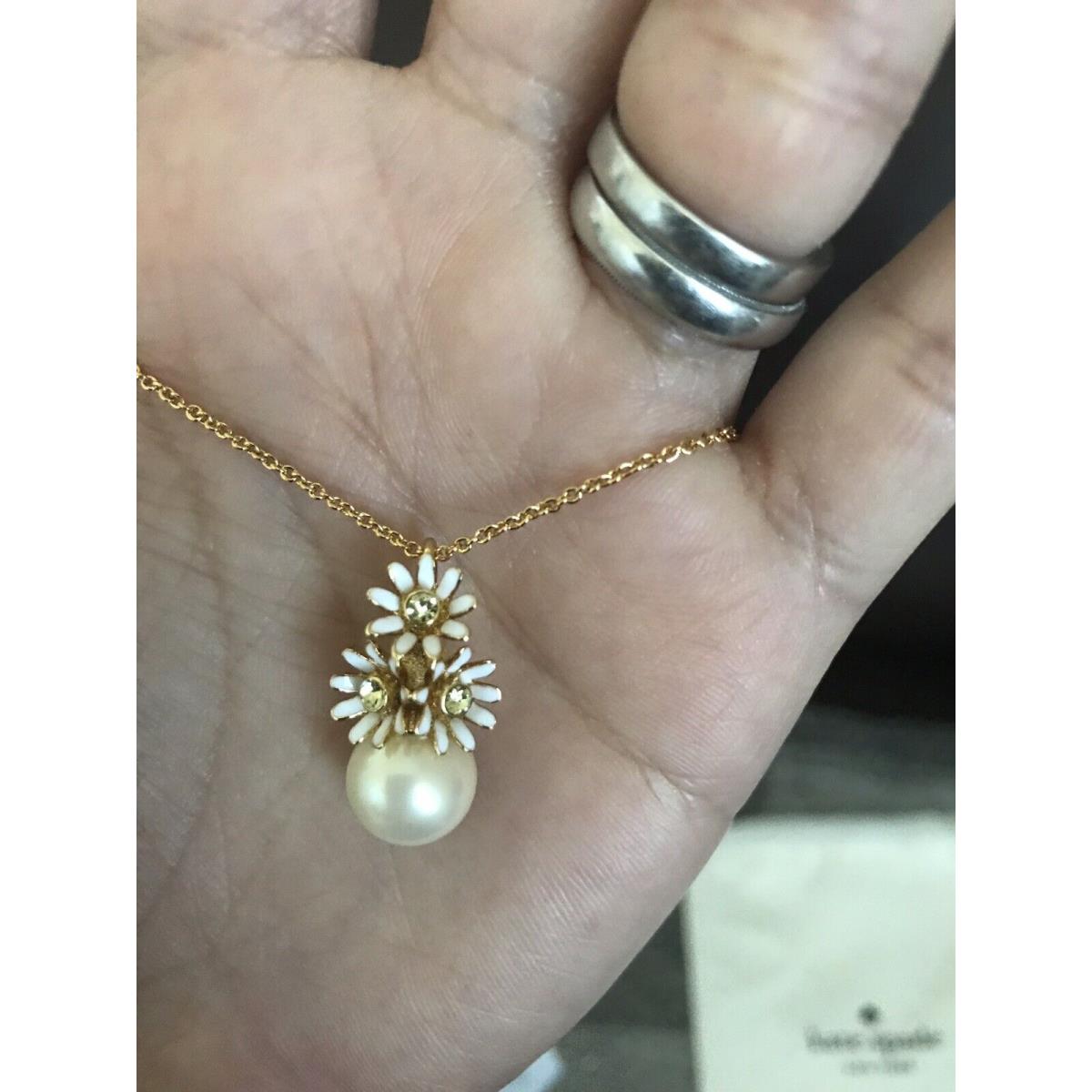 Kate Spade New York Loves Me Loves Me Not Flower Pearl Mini Pendant Necklace
