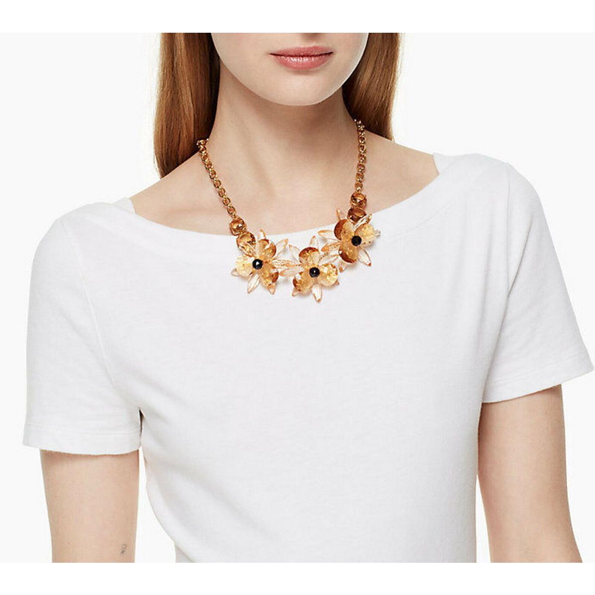 Kate Spade Flower Floral Pendent Statement Necklace Color: Gold Tone - Kate  Spade jewelry - 017851371104 | Fash Brands