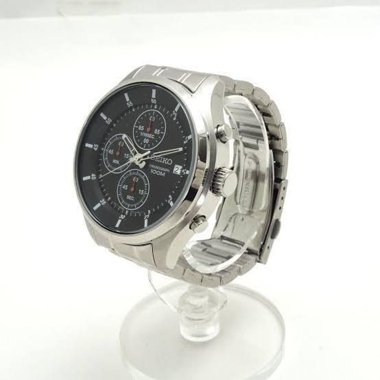 Seiko Men`s Silver Steel Bracelet Water Resistant Quartz Movement Watch SKS539P