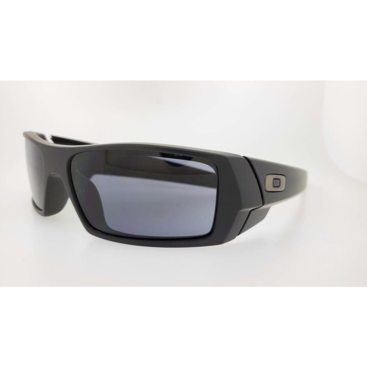 Oakley OO9014 03-473 61MM Gascan Matt Black Frame with Grey Lenses