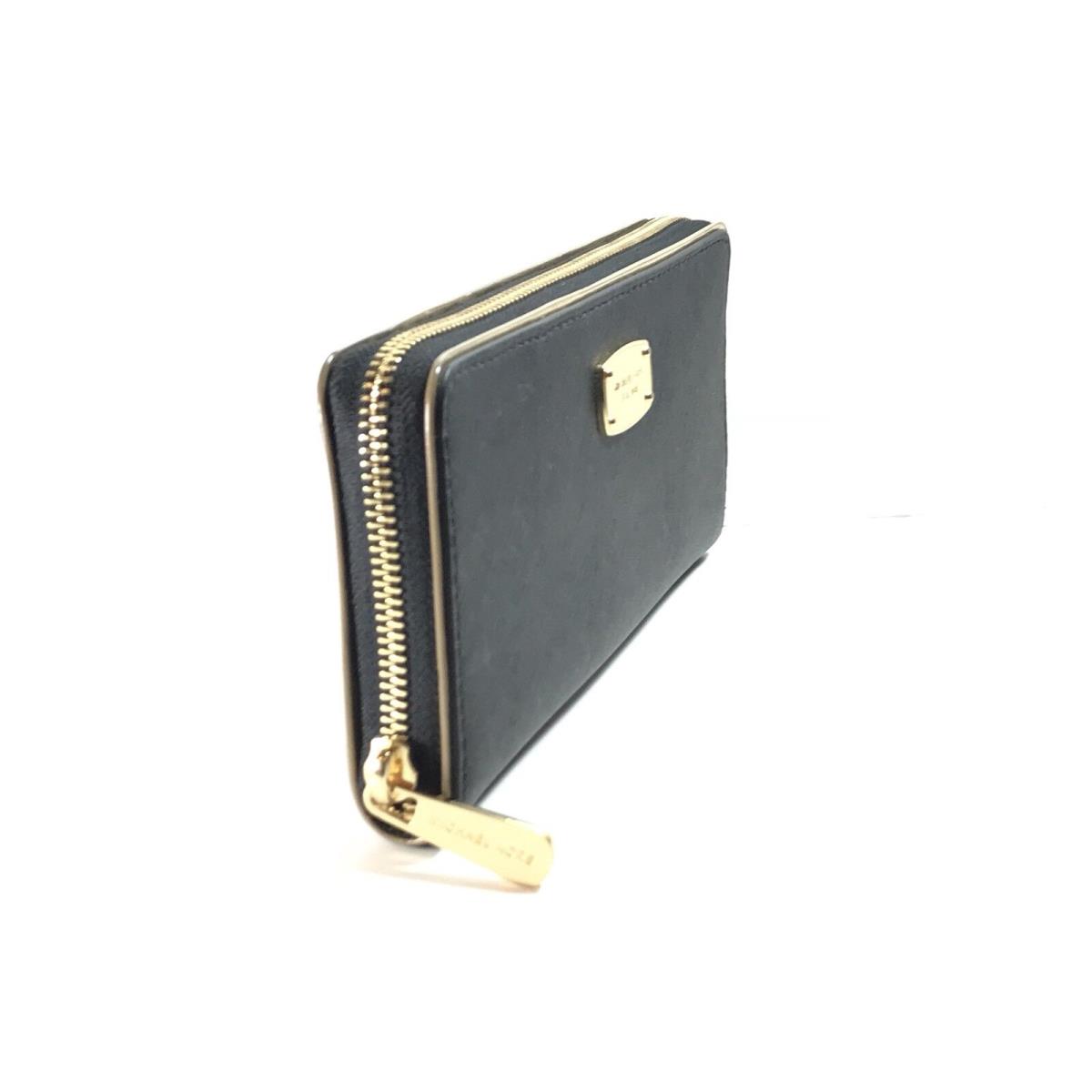 Michael Kors Saffiano Frame ZA Continental Wallet Gold/black