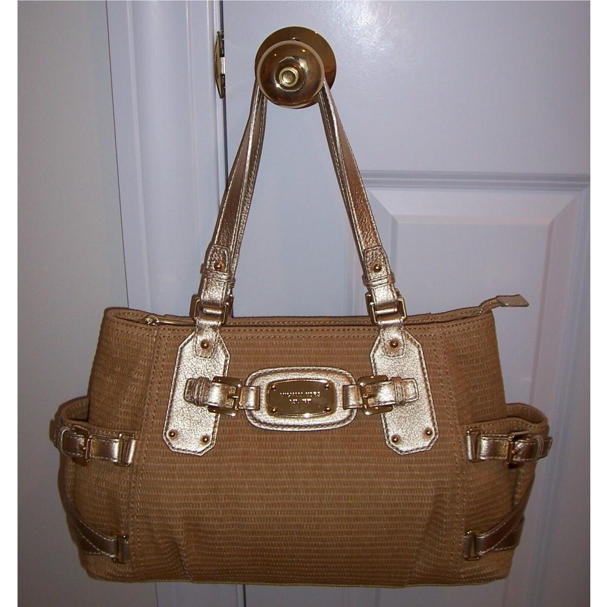 Michael kors gansevoort satchel hot sale