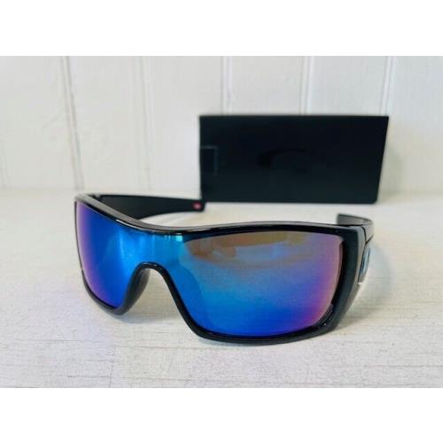 Oakley OO9101-58 Batwolf Polished Black Frame w Prizm Sapphire Lenses Suns - Frame: Black, Lens: Blue