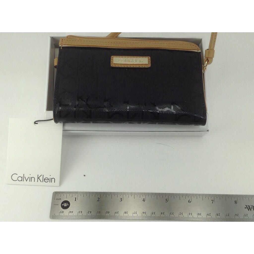 Women`s Calvin Klein Black Leather Wristlet Wallet