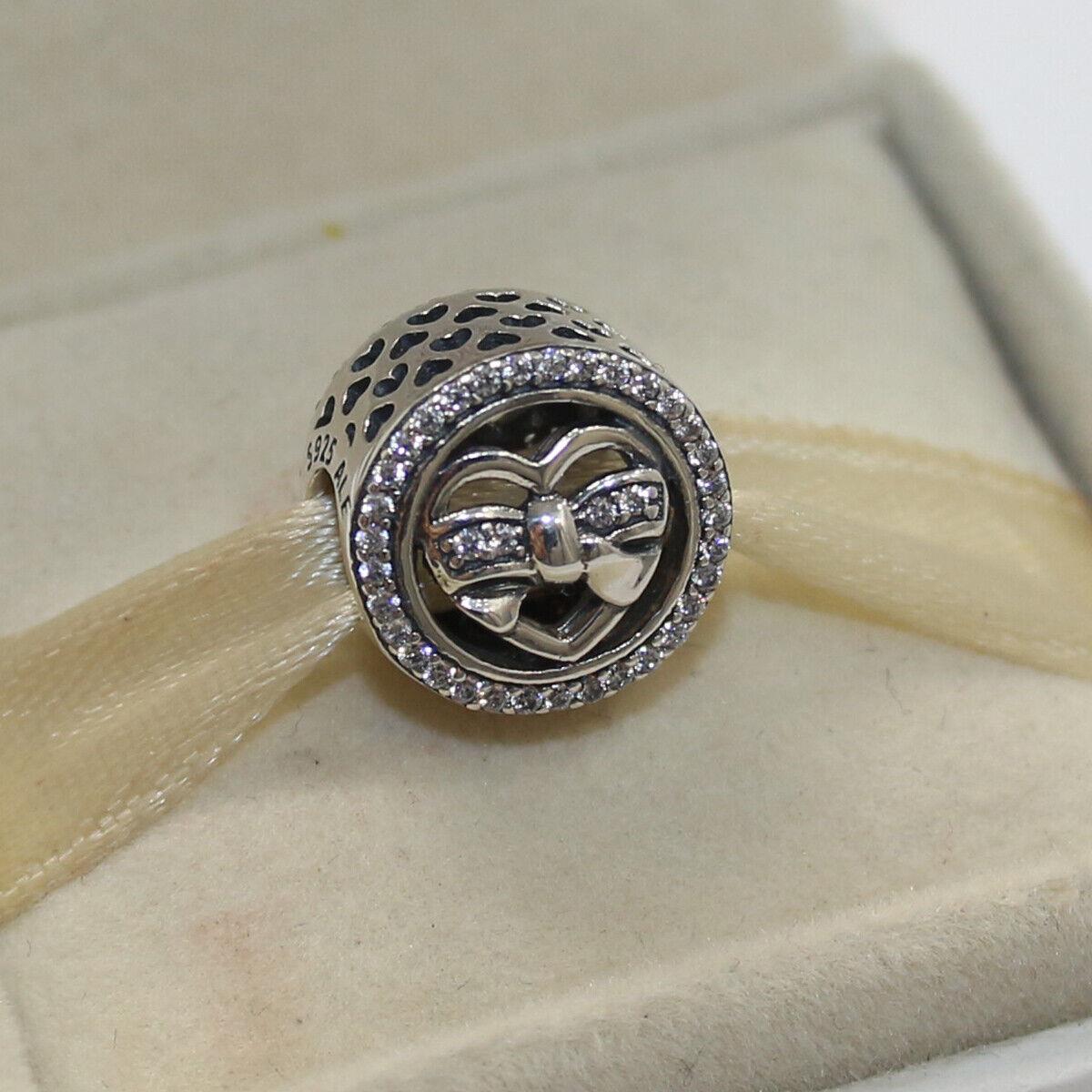 Pandora Charm Loving Ties 792146CZ Bead W Tag Suede Pouch