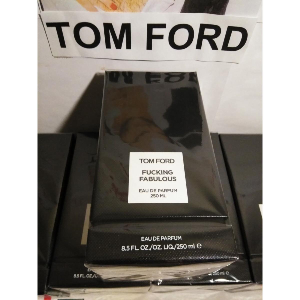 Tom Ford Private Blend Perfumes Large 250ml Falcon Decanter - Tom Ford  perfumes - 020652401024 | Fash Brands