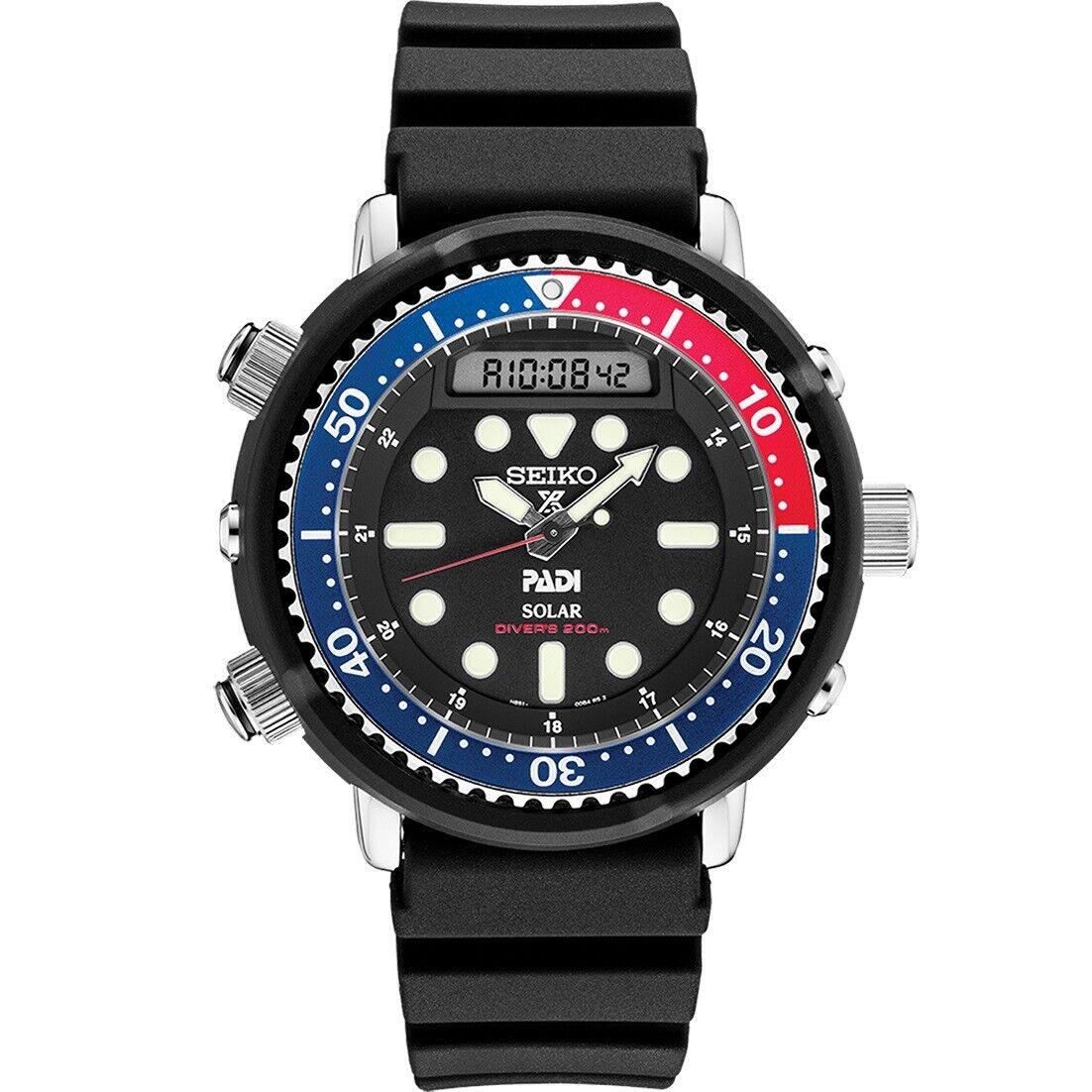 Seiko Prospex Men`s Diver`s Solar Watch with Silicone Band Red & Blue